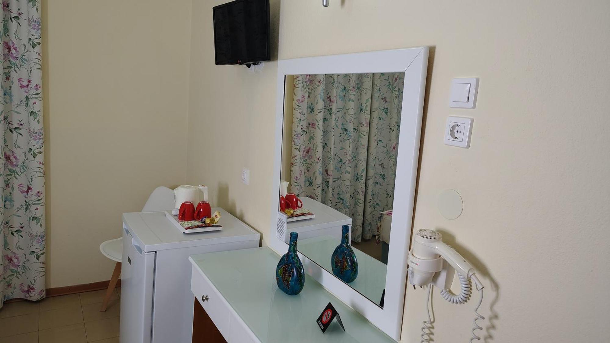 Laios Hotel (Adults Only) Limenas  Exterior photo